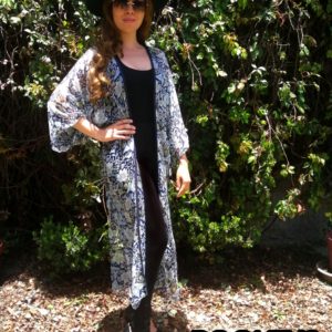 Kimono Maxi Azul Estampado De Flores